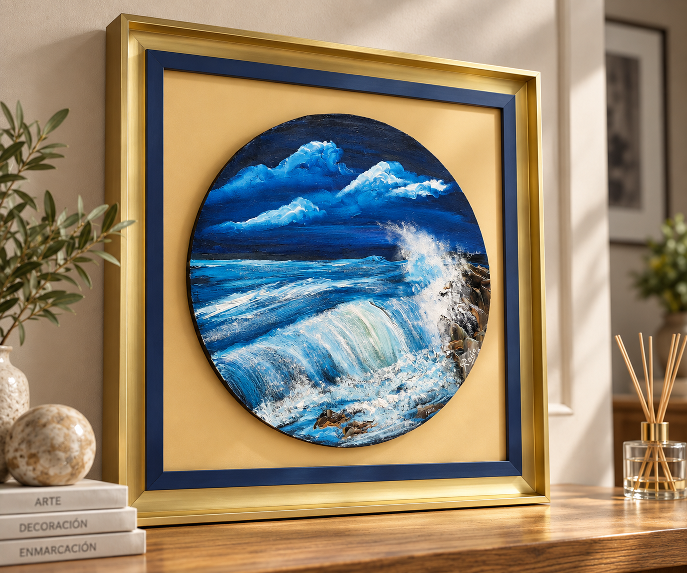 Composición del trabajo de una obra circular marina con marco rectangular azul y dorado